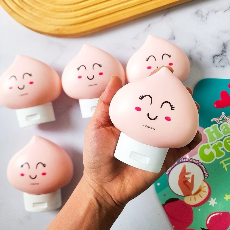 کرم مرطوب کننده و آبرسان دست هلو