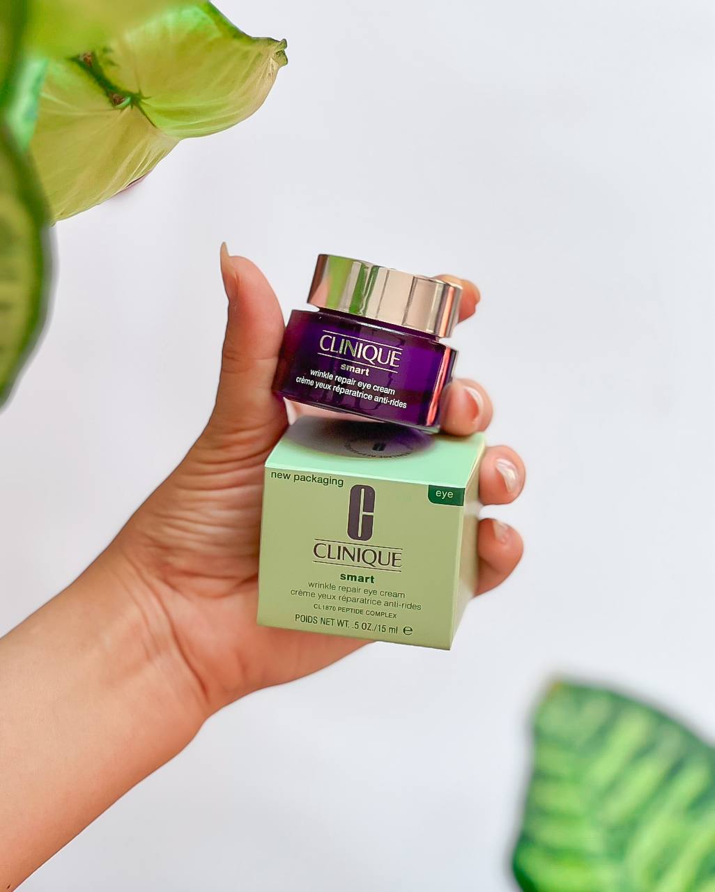 کرم دور چشم کلینیک (Clinic) مدل Smart Repair حجم ۱۵ میلیلیتر